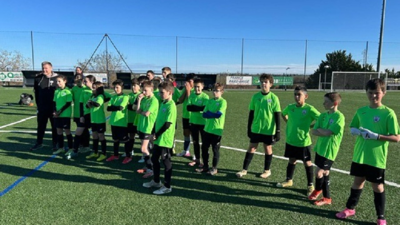 Les U13 sous un soleil radieux.