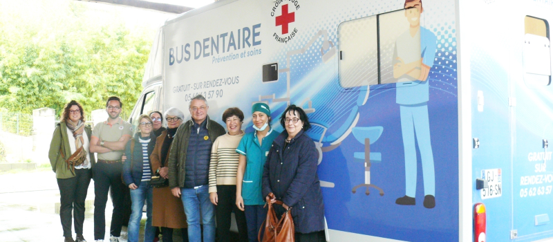 Un arrêt bénéfique pour le bus dentaire