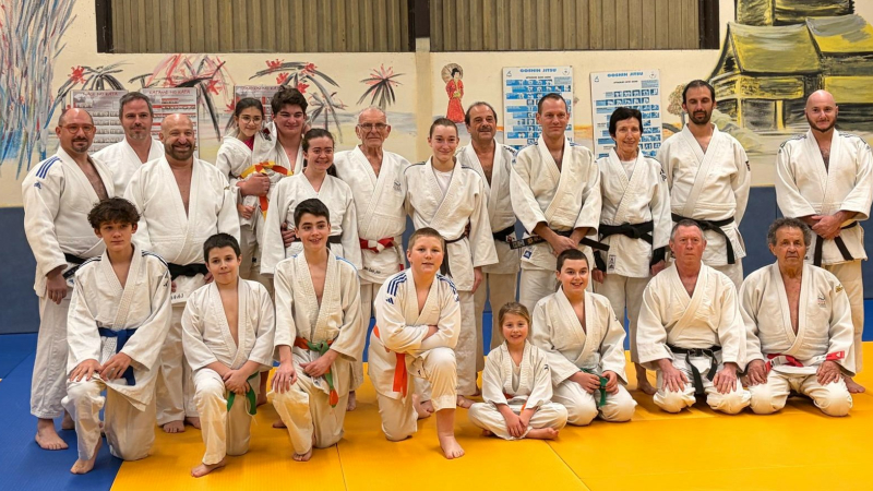 Deux maîtres du judo  sur le tatami vicois