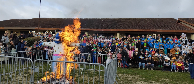 Le carnaval des enfants chasse l’hiver dans la bonne humeur