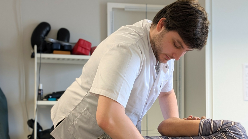 Un nouveau chiropracteur s’installe dans le Gers : une approche scientifique au service des douleurs du quotidien