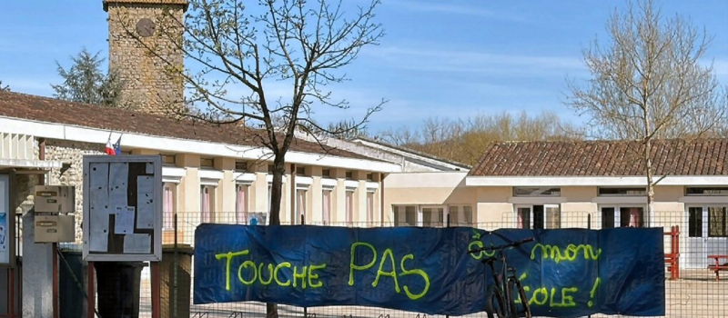 Une classe menacée à l'école primaire