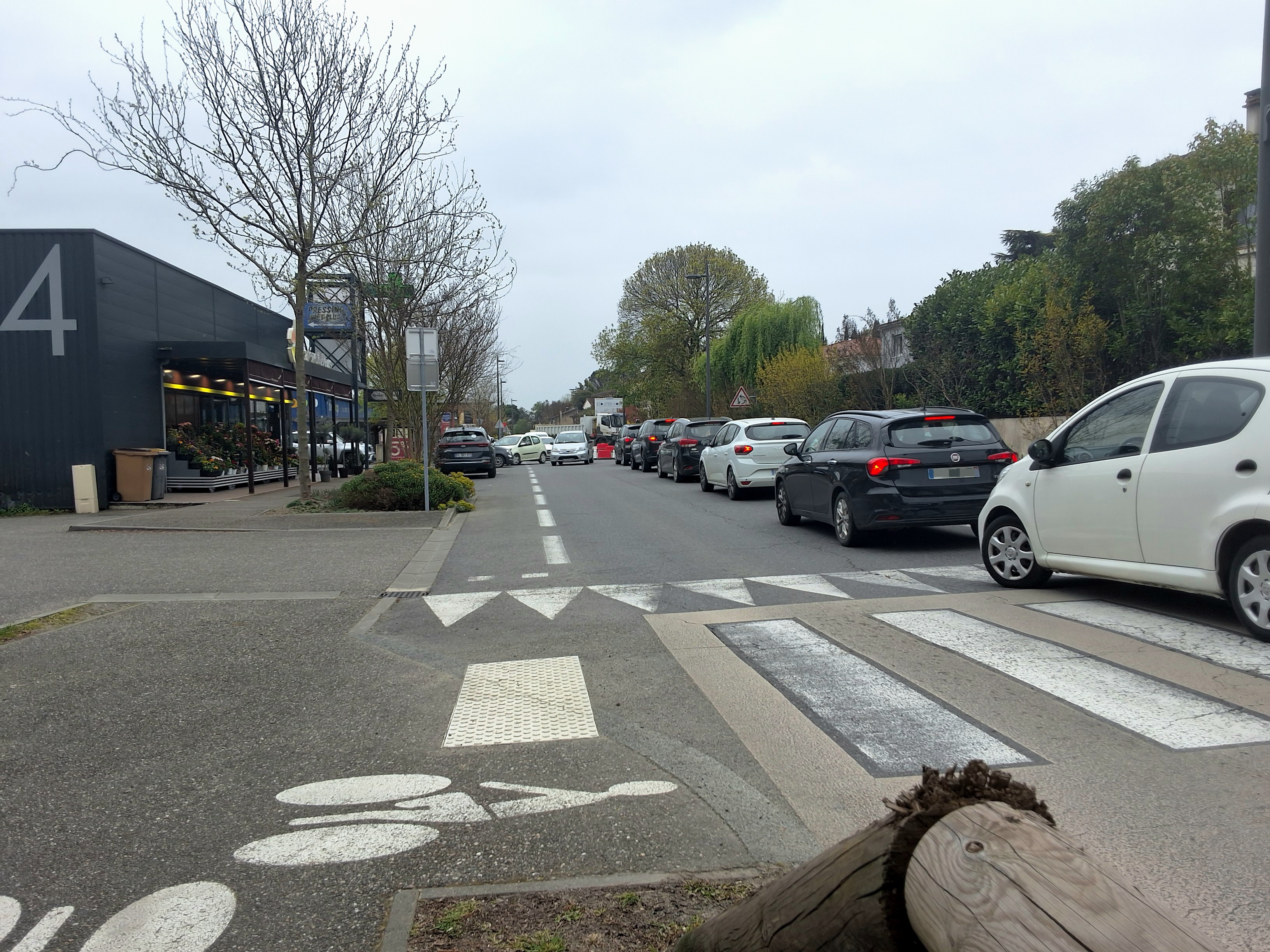 🚧 INFO TRAVAUX : Circulation alternée Rue du 8 Mai à Auch.