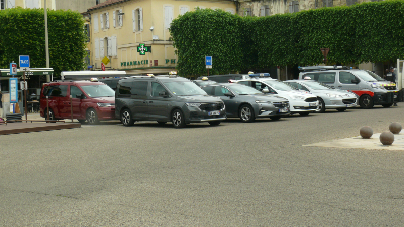 Les taxis et transporteurs sanitaires manifestent le jeudi 2 avril dès 8 heures