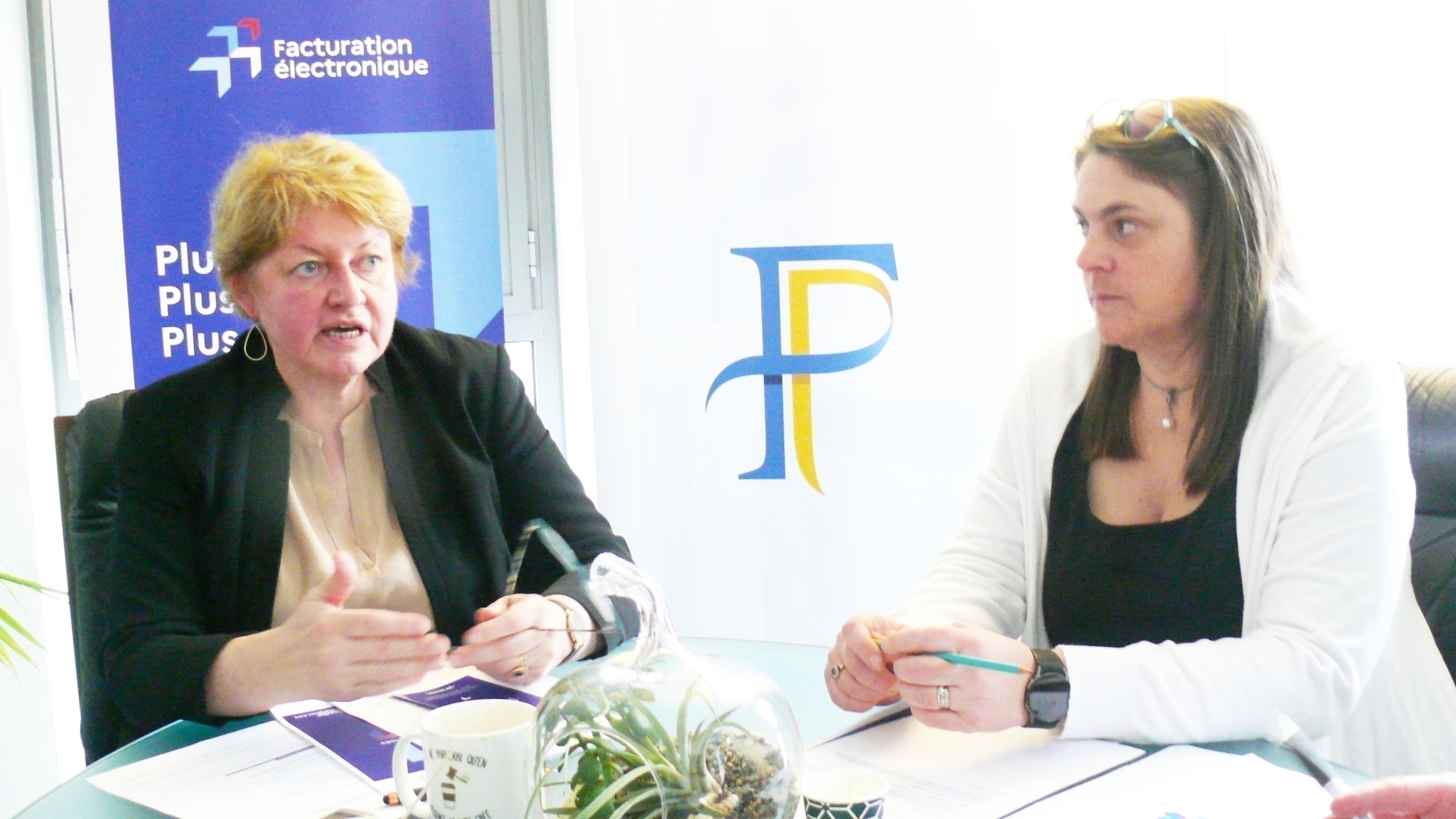 Catherine Perinetti et Camille Lalanne lors de la conférence de presse