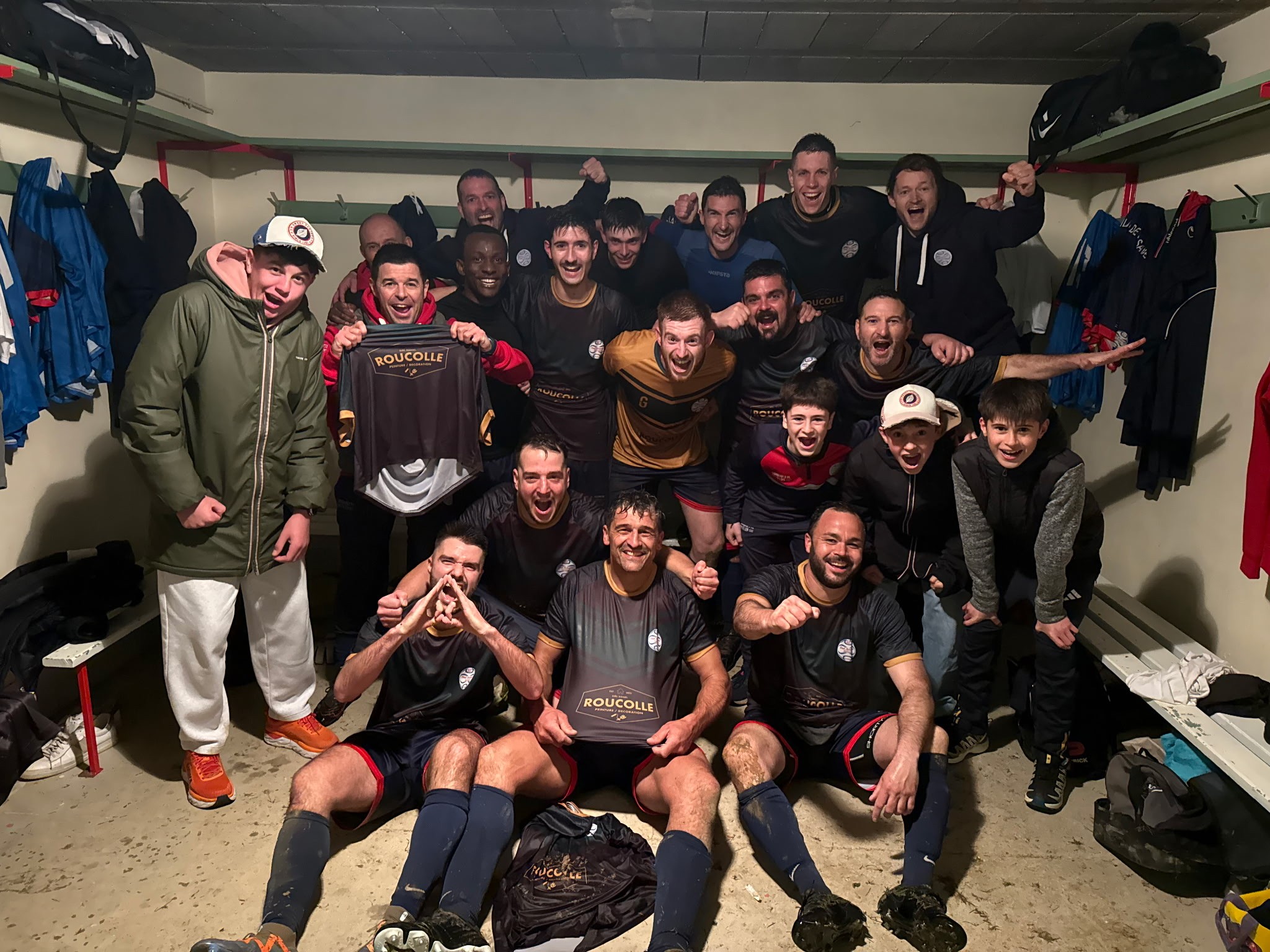 Equipe 2 cologne.jpg