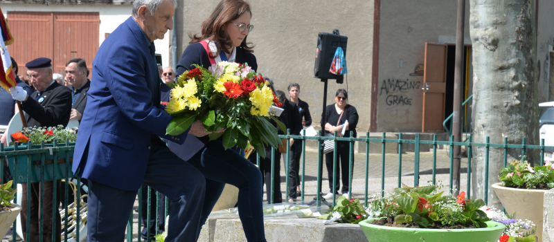 Les véhicules du Jeep Club d’Artagnan marquent la cérémonie du 8 mai