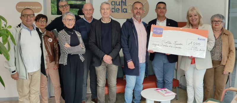Le Rotary Club d'Auch et Harmonie Mutuelle font un don de, respectivement de 1000 euros et 800 euros à La Ligue contre le cancer