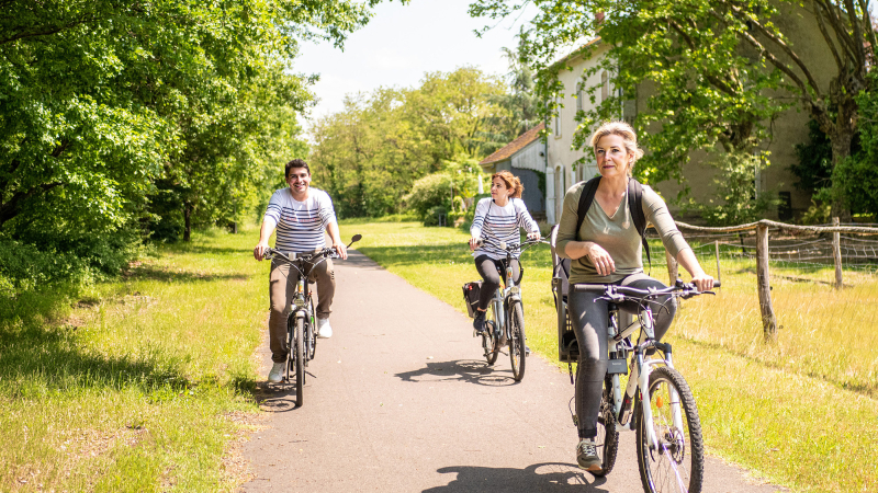 Mai à Vélo : le Département du Gers célèbre les mobilités douces sur la Voie Verte de l’Armagnac