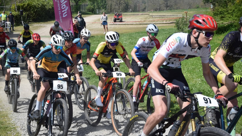 Le Gers brille au championnat régional de VTT XC en Aveyron