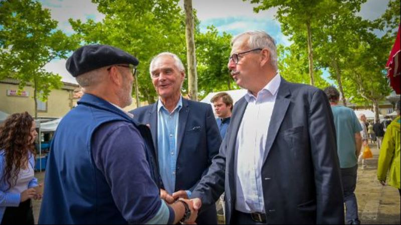 François Rivière et Jean-René Cazeneuve.