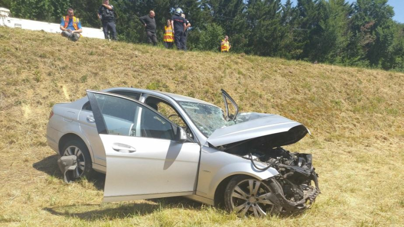 Grave collision entre un poids-lourd et une automobile