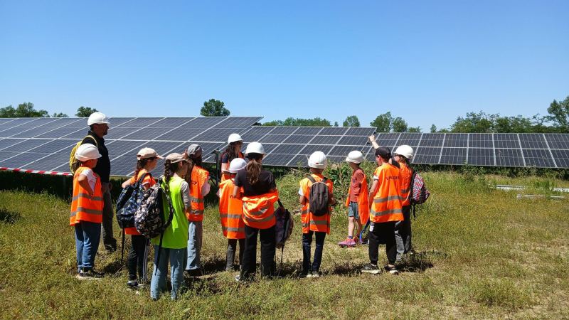 En visite au parc solaire de Cahuzac sur Adour