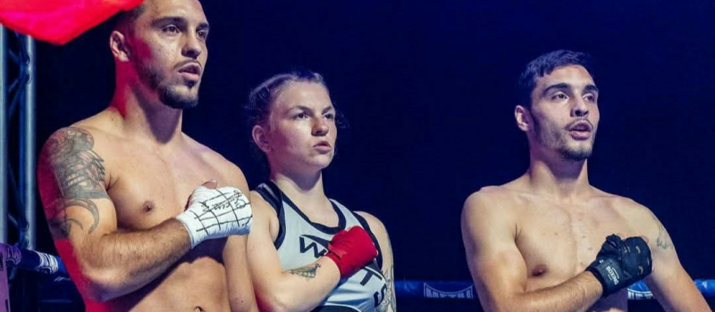 Sama 'combat revient à la halle à la volaille