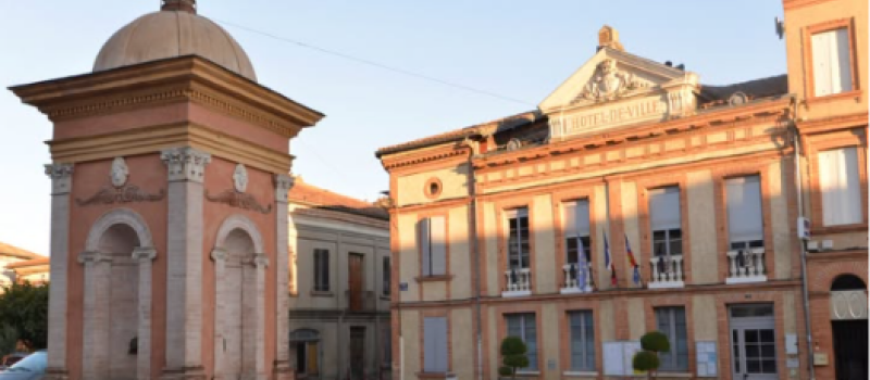 Un espace d’expression aux groupes politiques