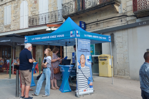 Gers Numérique en tournée sur les marchés pour informer sur la fin de l'ADSL et le passage à la fibre