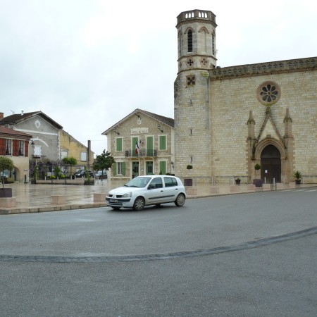 Place de la mairie 1.JPG