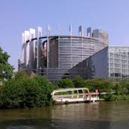 parlement europeen.jpg